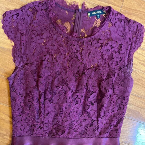 Miusol Wine Colored Formal Dress; size small - Picture 1 of 3